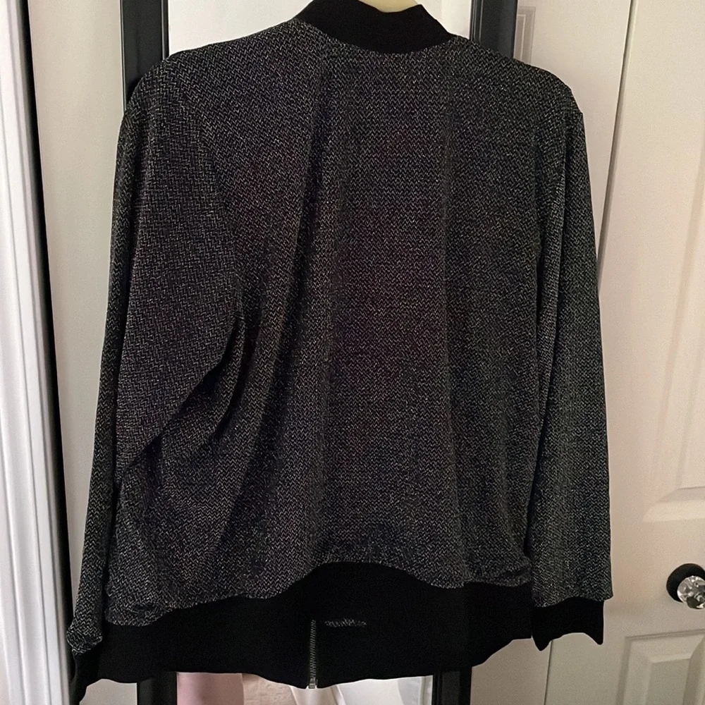 EUC torrid Black Metallic Bomber Jacket Size 2X